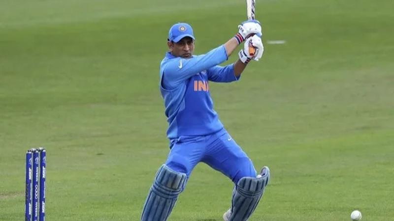 MS Dhoni