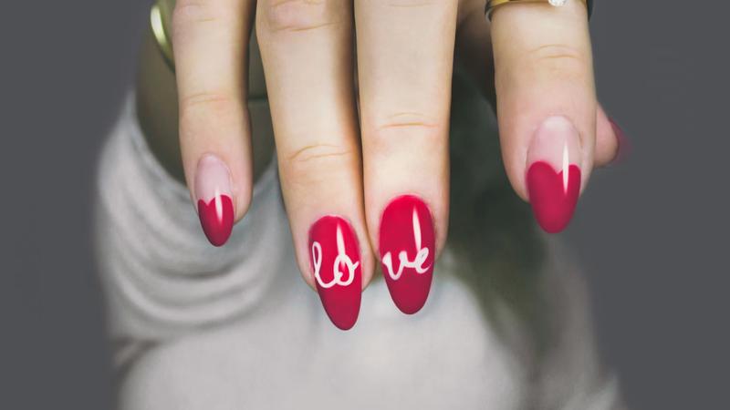 Where  does your loyalty lie? Nail gels or acrylic nails 