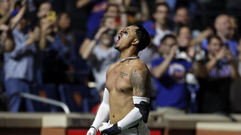 National League wild card race looks like a barnburner with 3 weeks remaining in regular season