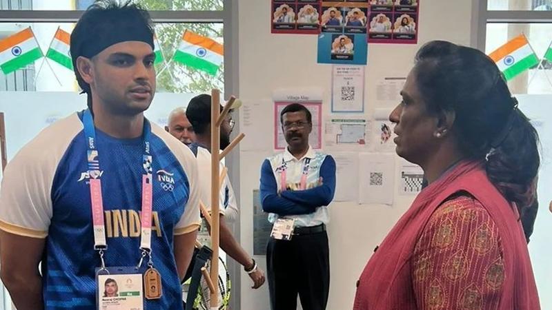 neeraj chopra talk with ioa cheif pt usha won everyone heart