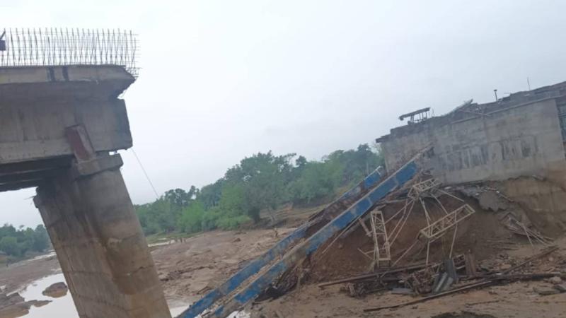 Under Construction Bridge Collapsed in Giridih