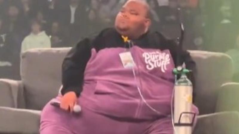 Obese Rapper Dave Blunts Performs With Oxygen Tank, Sparks Health Concerns 