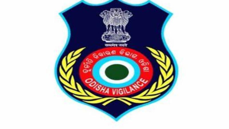 Odisha Vigilance arrested Pradeep Kumar Mohapatra, an assistant civil supply officer