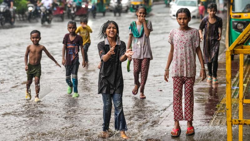 Thane Girl Leaves House After Parents Scold Her for Playing in Rain