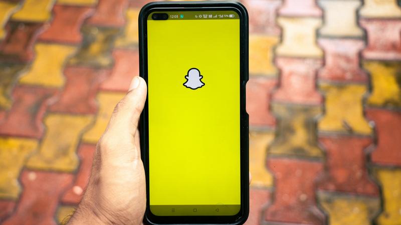 Snap Inc introduces AI-enhanced AR tools for snapchat users