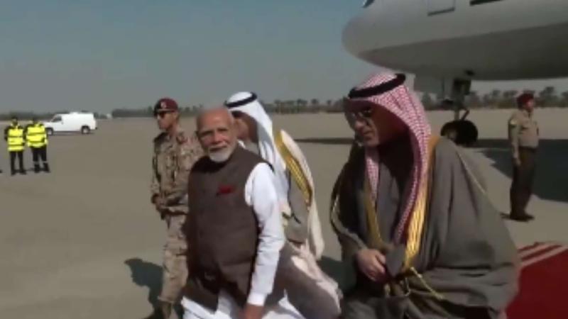 PM Modi Arrives in Kuwait, to Visit Indian Labour Camp Today | LIVE