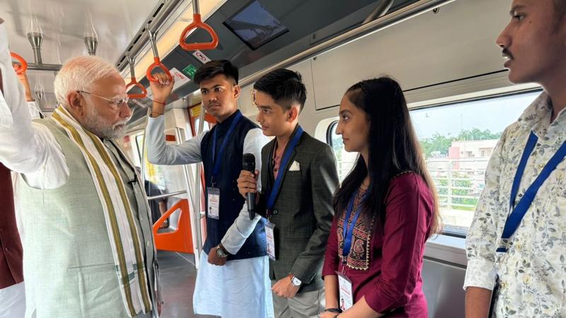 PM Modi in Ahmedabad Metro