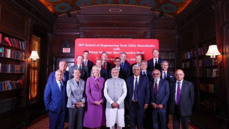 PM Modi Meets CEOs