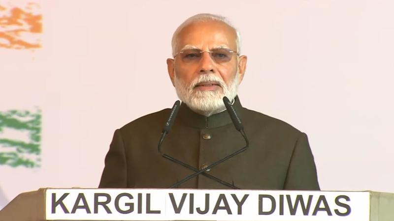 pm modi warns pakistan from kargil 