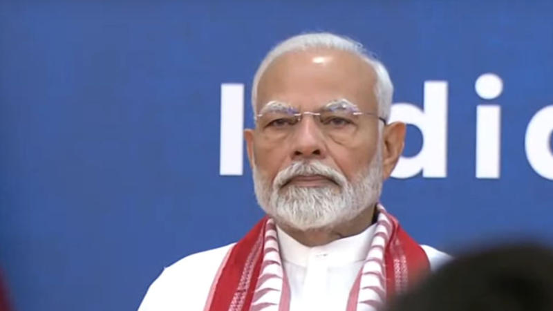 PM Modi to Address Indian Community in India