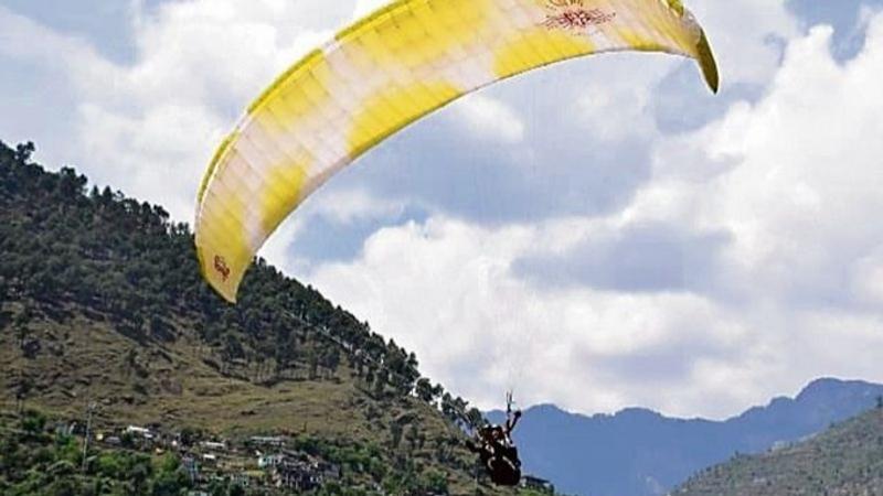 Polish paraglider stranded in Kangra rescued