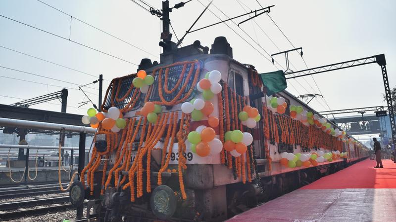 Pravasi Bharatiya Express, a Special Indian Diaspora Train. See Pics