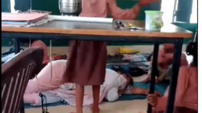 Primary school principal caught sleeping in classroom in Aligarh