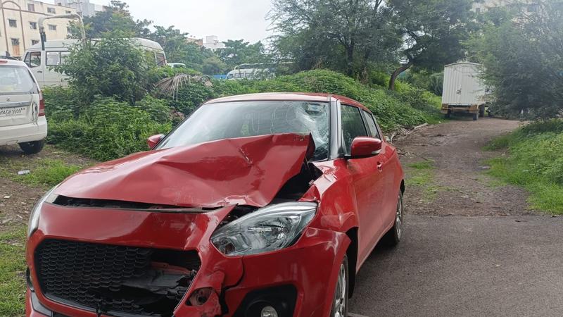 Pune-Hit-And-Run: PC Shinde and Samadhan Koli were on patrolling duty near the Harris Bridge when a speeding unidentified car hit their vehicle from behind.