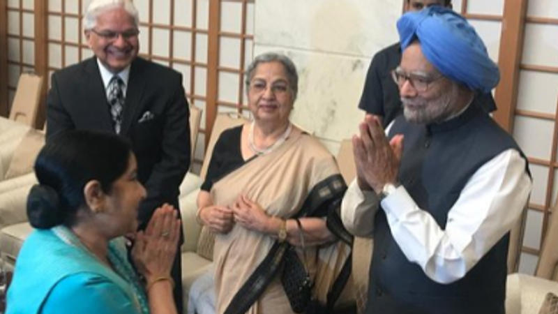 Remembering Manmohan Singh And Sushma Swaraj's Poetic Yet Witty Exchange In Parliament