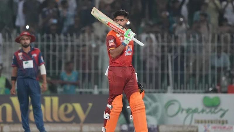 Sarfaraz ahmed trolls babar azam in champions cup