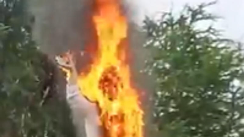 Anger Spills in Andhra Pradesh: YS Rajasekhar Reddy’s Statue Set Ablaze by Unknown Miscreants 
