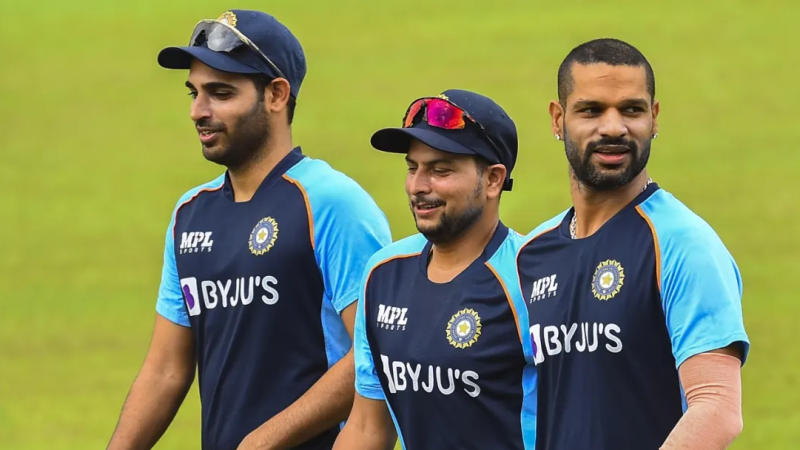 Shikhar Dhawan, Kuldeep Yadav and Bhuvneshwar Kumar 