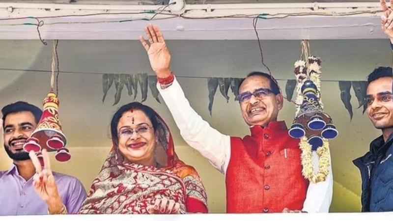 Shivraj Singh Chouhan's elder son to get engaged on Oct 17