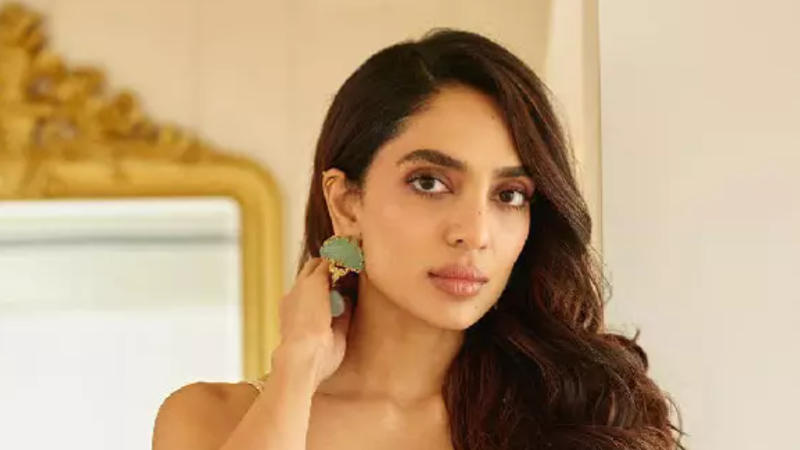 Sobhita Dhulipala