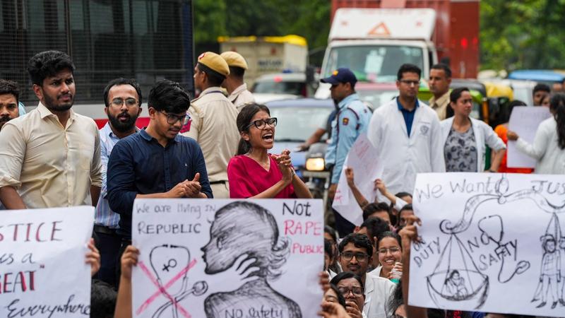 Students’ Protest March Against Kolkata Doctor Rape-Murder, Medical Services Hit Across State| LIVE 