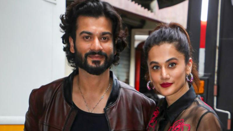  Sunny Kaushal And Tapsee Pannu