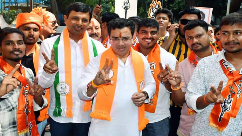 Thane Sena (UBT) candidate Kedar Dighe booked over cash and alcohol