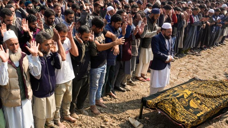 Thousands of people paid tribute to doctor killed in Ganderbal Terror Attack 