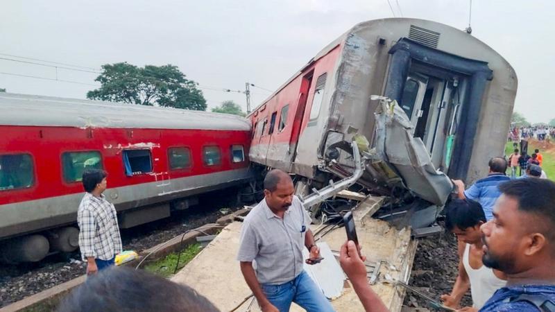 train accident in jharkhand