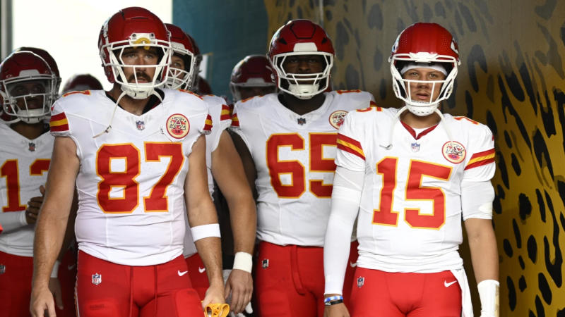 Travis Kelce and Patrick Mahomes