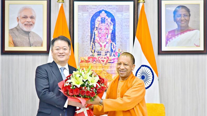 UP CM Yogi Adityanath Delights Japanese Delegation With Opening Remarks In Japanese