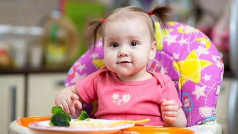 US FDA limits toxic lead in baby foods.