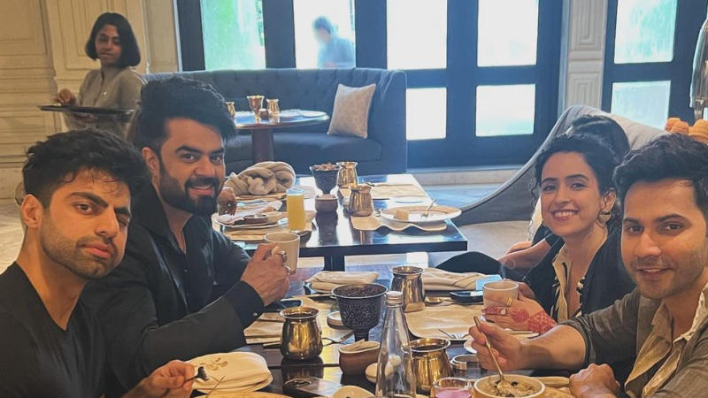 Varun, Janhvi Enjoy Scrumptious Breakfast