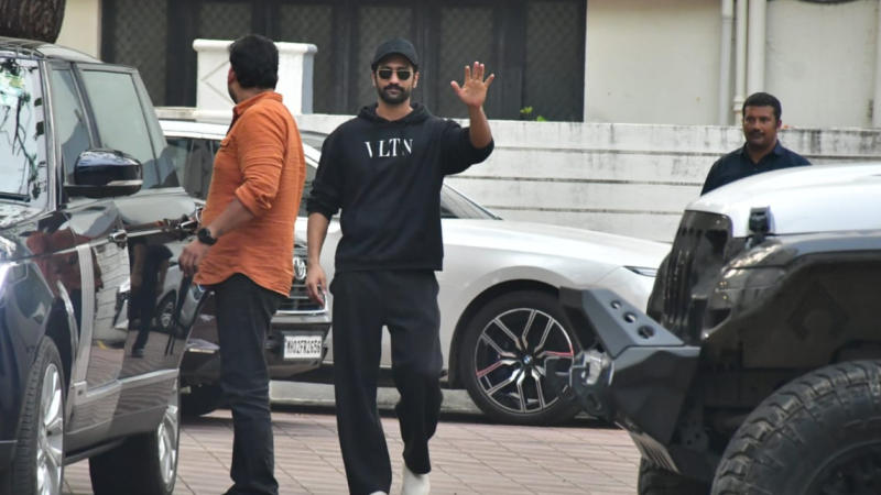 Vicky Kaushal met director Sanjay Leela Bhansali in Mumbai