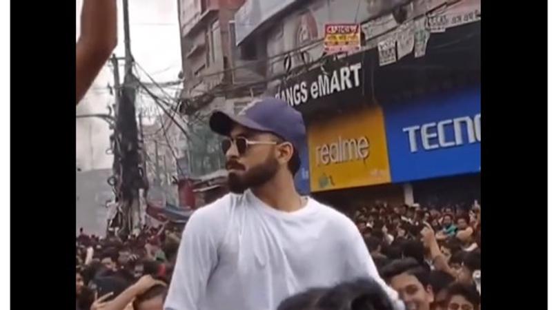 Virat Kohli's Lookalike Spotted Amid Bangladesh Protests, Video Goes Viral