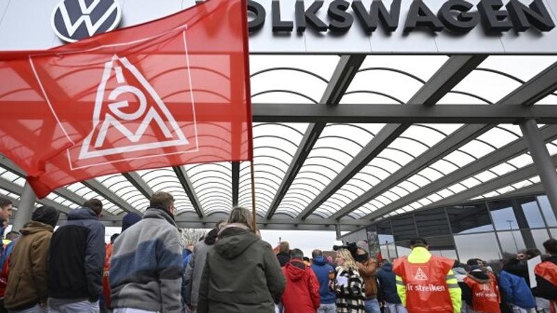 Volkswagen workers on strike