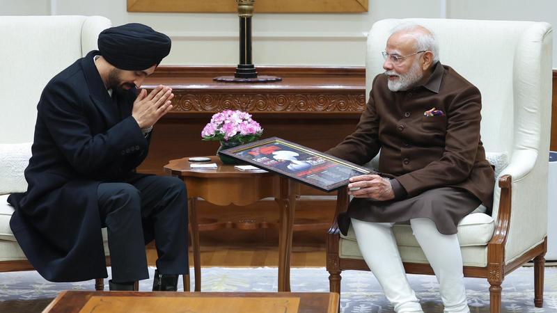 Watch: PM Modi Taps To Diljit Dosanjh's Soulful Rendition of Dhiaan Dhar Mehsoos Kar