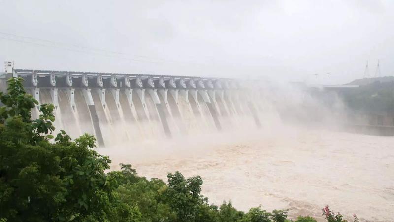 Water levels near danger mark at dams in Vadodara