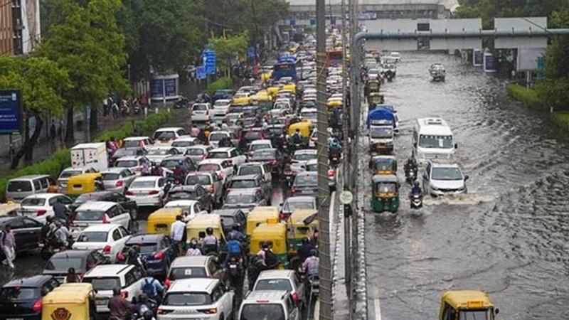 water logging in Delhi