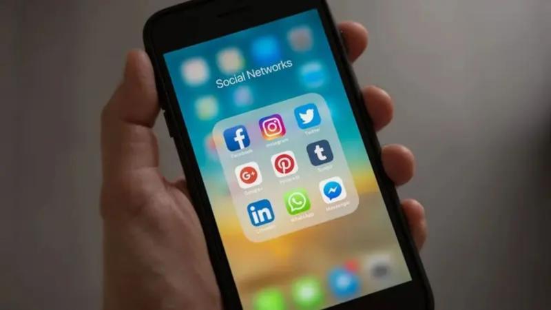 WhatsApp, Facebook, and Instagram Server Down