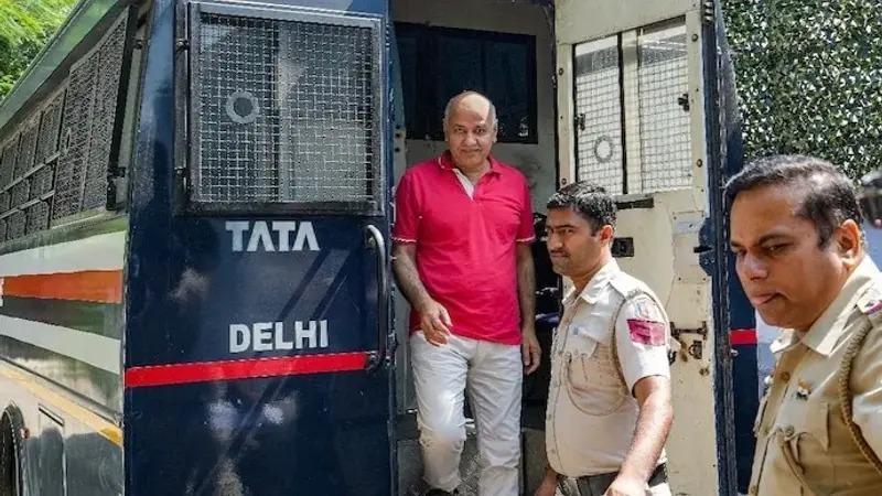 SC Agrees to Hear Sisodia's Bail Pleas; Seeks Response from CBI, ED