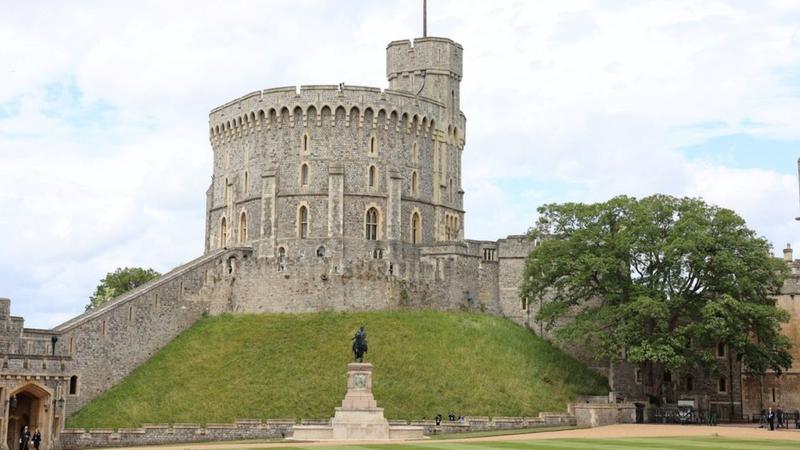 Windsor Castle Heist: Masked Men Break into Royal Estate, Flee with Farm Vehicle