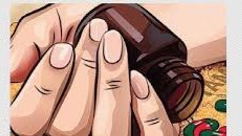 Woman consumes poison at collectorate, seeks action against live-in partner