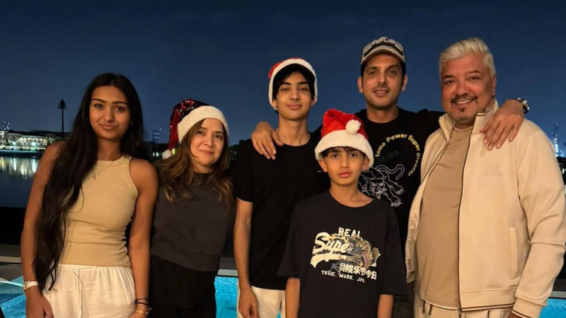 Zayed Khan celebrated Christmas Eve with family