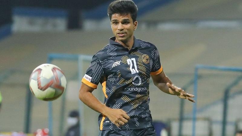 FC Goa signs contract with Indian defender Akash Sangwan