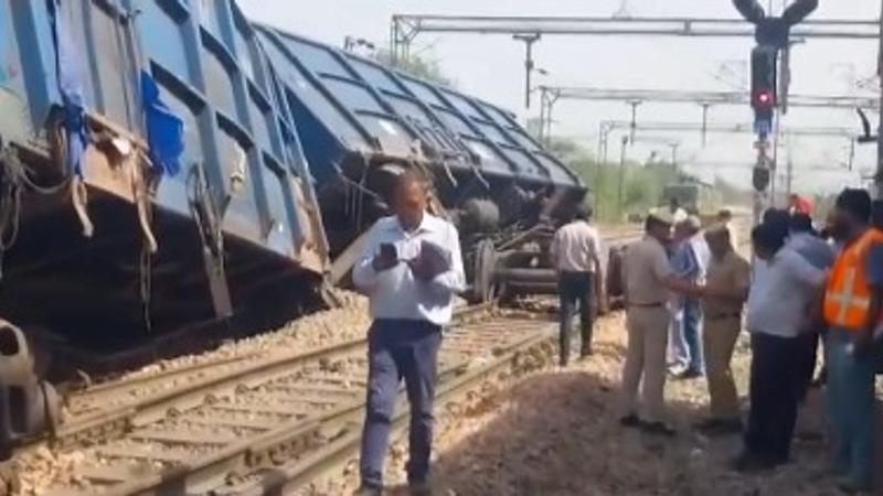 Faridabad goods train derailed