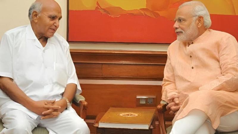PM Modi with Ramoji Rao 