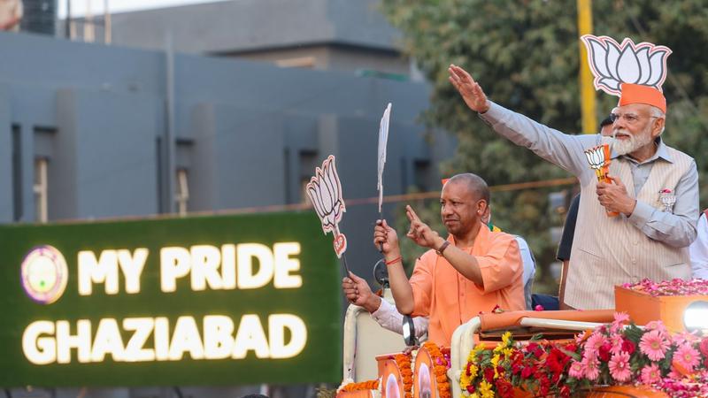 PM Modi Ghaziabad Road Show