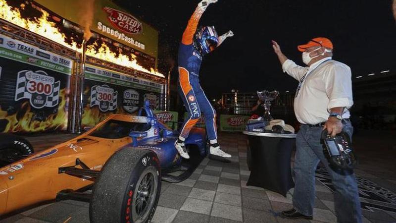 IndyCar gets through well-screened, delayed opener in Texas