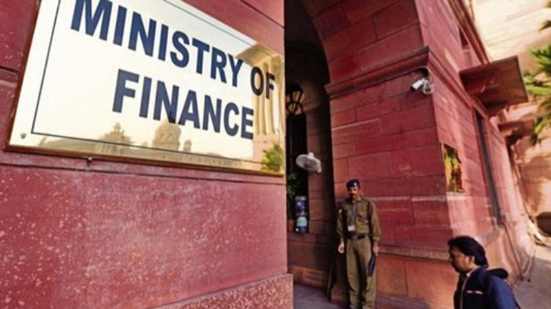 Finance Ministry issues notification confirming stability of rates for the next quarter.